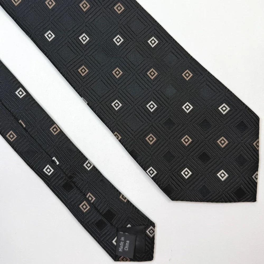 Michael Kors Necktie 100% Silk‎ Black Geometric